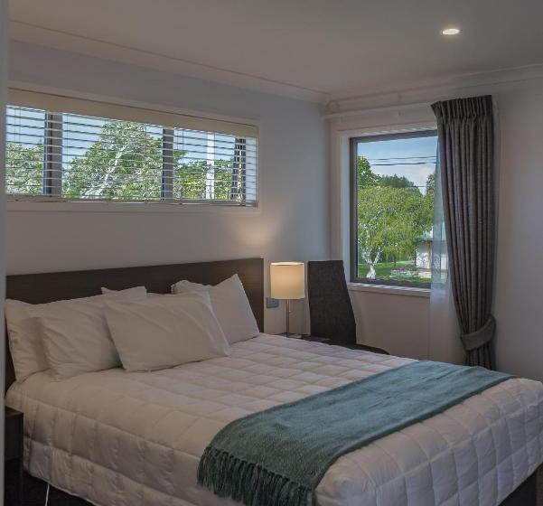 호텔 The York Apartments