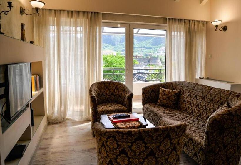 Garni Hotel Tianis