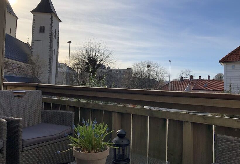 בית מלון כפרי To Sostre Guesthouse