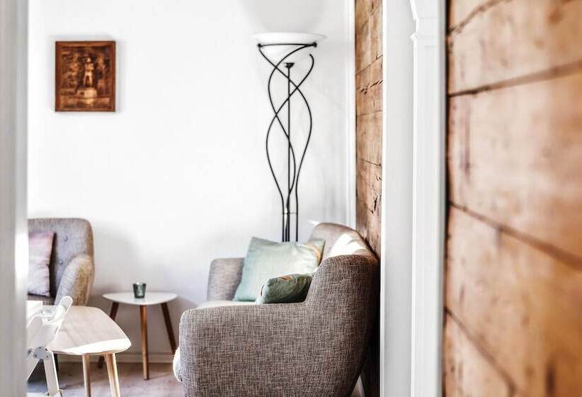 בית מלון כפרי To Sostre Guesthouse