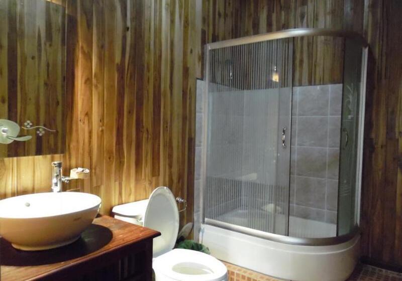 Отель Villa Phathana Royal View