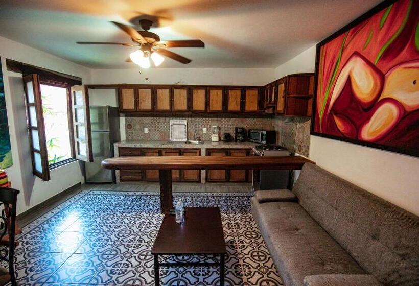 Отель Villa Serena Centro Historico