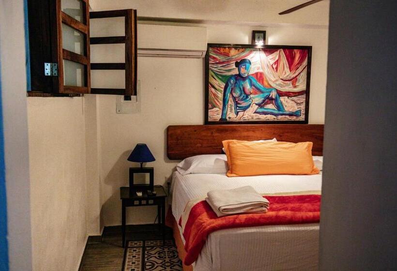 Отель Villa Serena Centro Historico