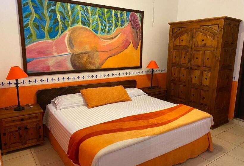 Отель Villa Serena Centro Historico