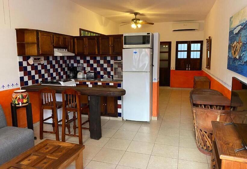 Отель Villa Serena Centro Historico