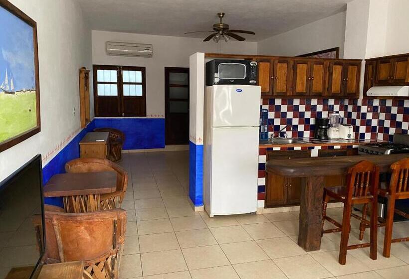 Отель Villa Serena Centro Historico