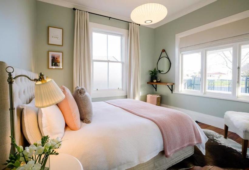 Отель Villa Victoria