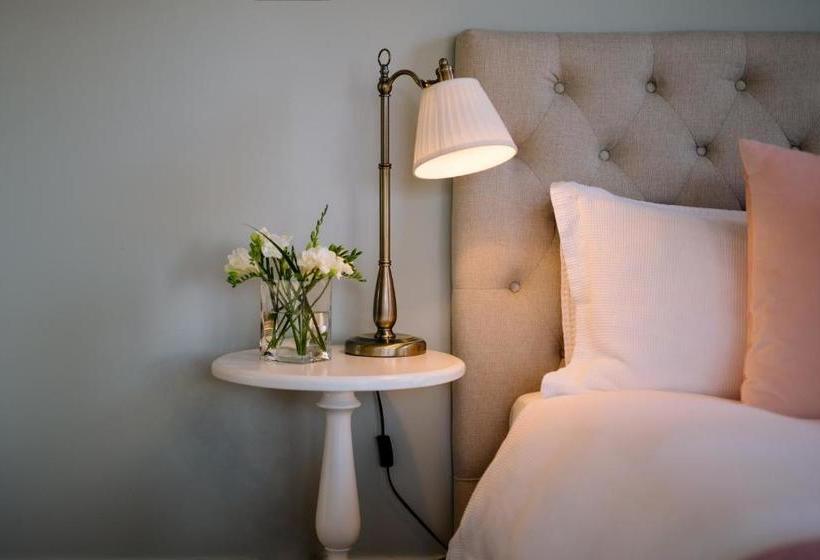 Отель Villa Victoria