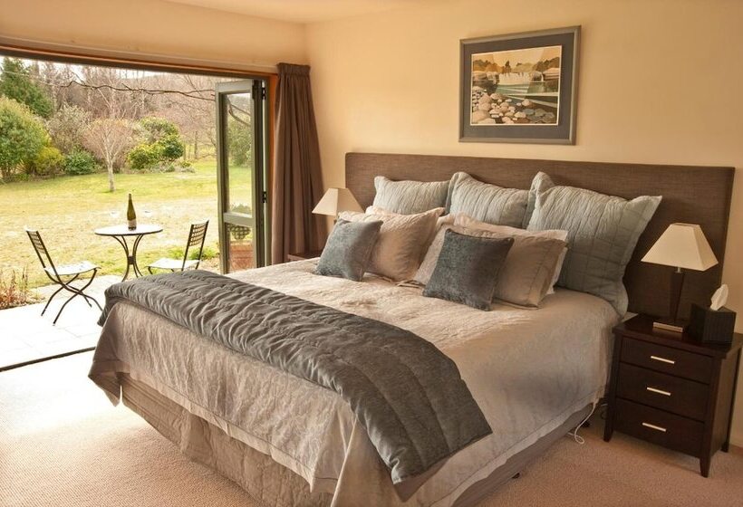 酒店 Whakaipo Lodge