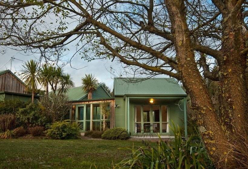 酒店 Whakaipo Lodge