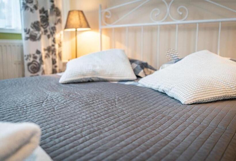 Отель Willa Fryzowiczówka