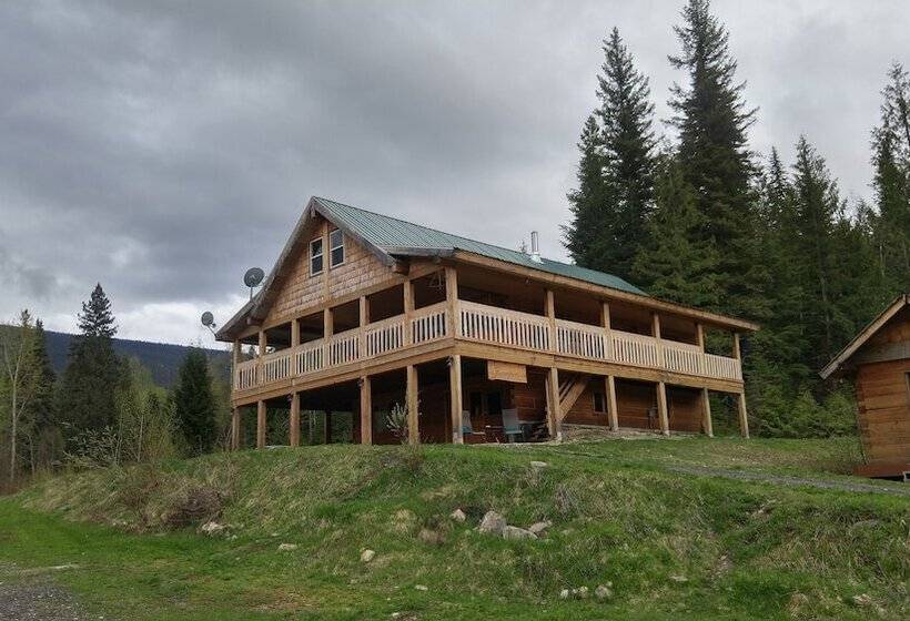 酒店 Wolfwood Guest Ranch