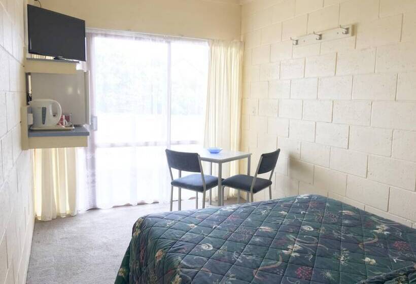 Martinborough Motel