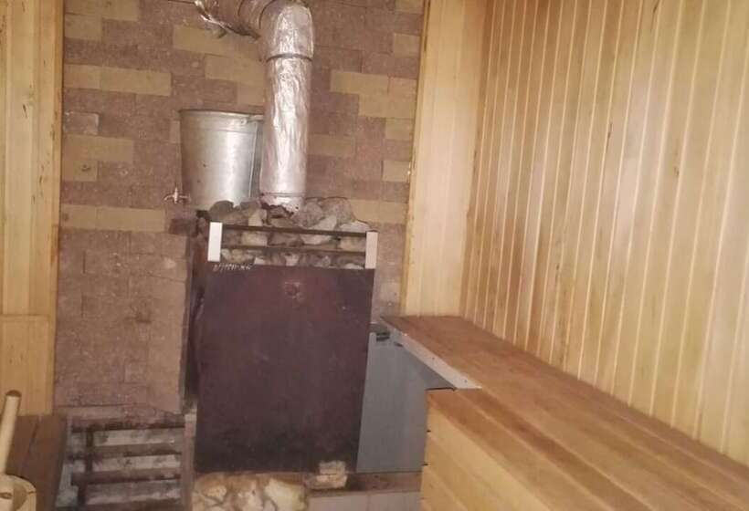 Admiral Hotel Hostel