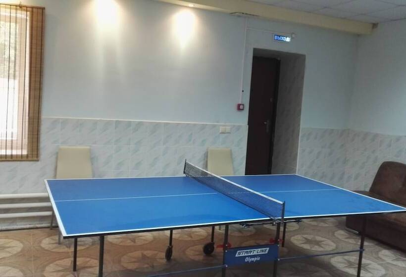 Admiral Hotel Hostel