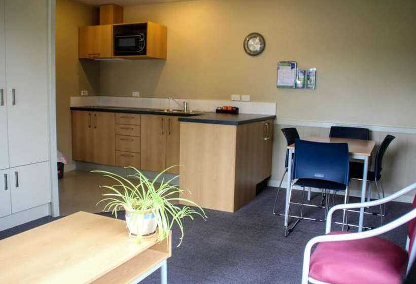 Amber Kiwi Holiday Park & Motel