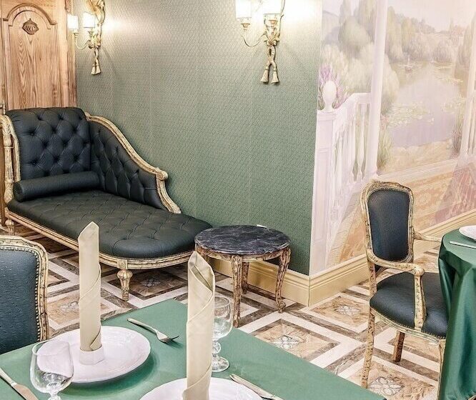 Art Hotel Alexandrovskiy