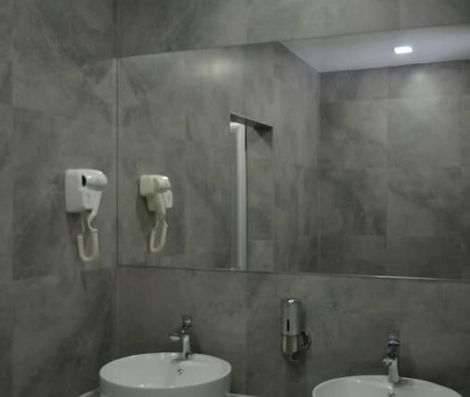 Capsule Hotel Zodiak