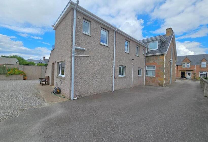 Отель Mystayinn Abermar Guest House