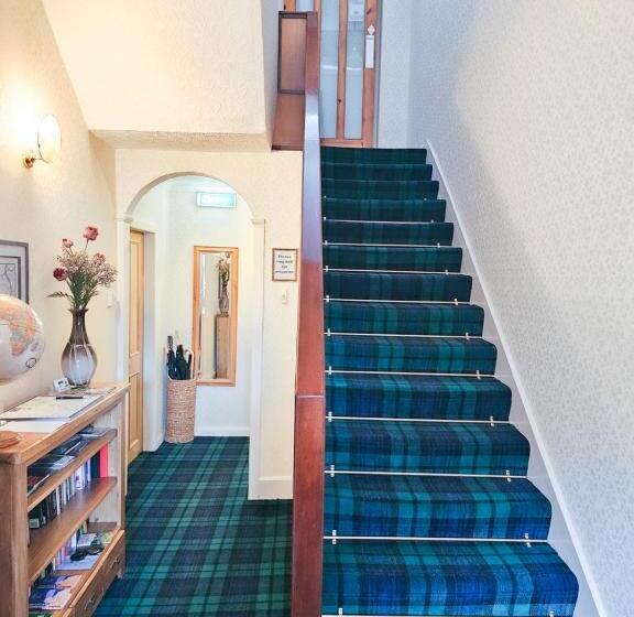 Отель Mystayinn Abermar Guest House