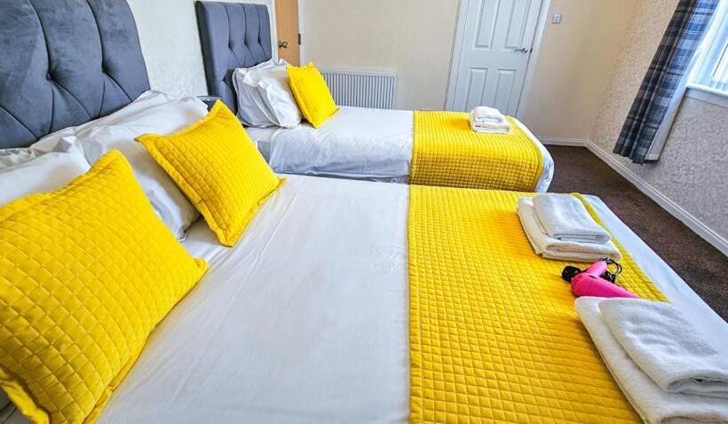 Отель Mystayinn Abermar Guest House