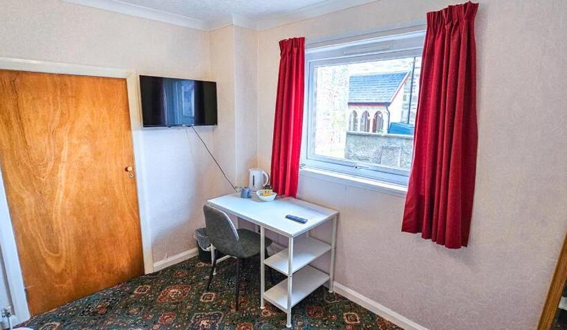 فندق Mystayinn Abermar Guest House