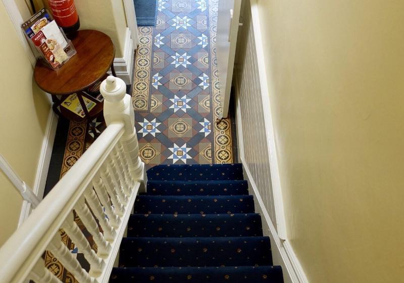 Отель Abinger Guest House