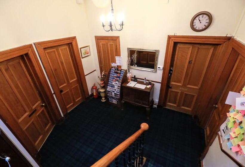 호텔 Airdenair Guest House