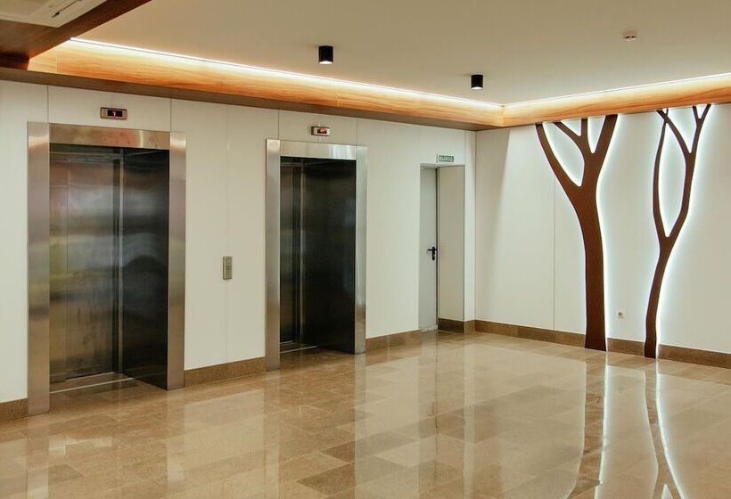 هتل Art Ulyanovsk Pravy Bereg