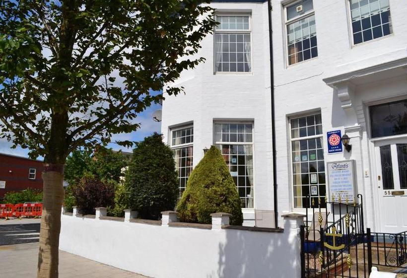 בית מלון כפרי Atlantis Guest House