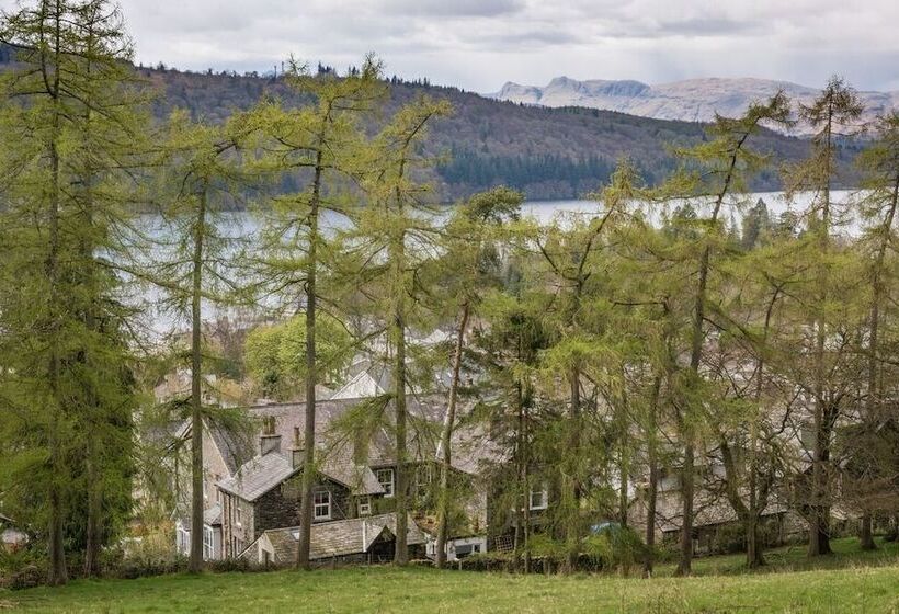 ホテル Blenheim Lodge