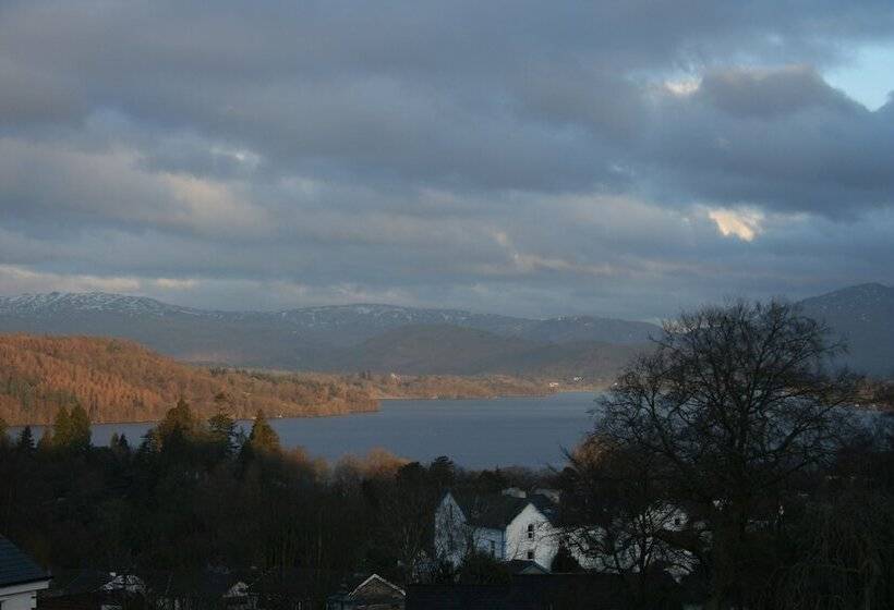 ホテル Blenheim Lodge