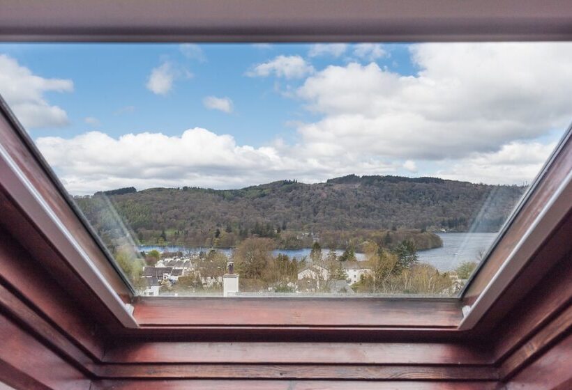 ホテル Blenheim Lodge