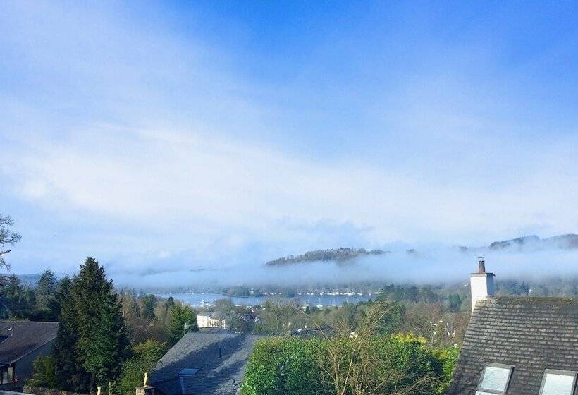 ホテル Blenheim Lodge