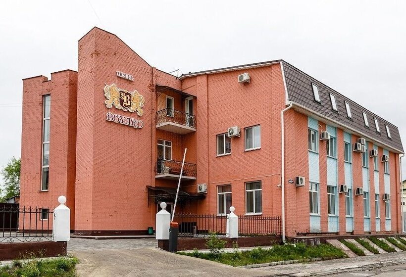 Отель Boyard