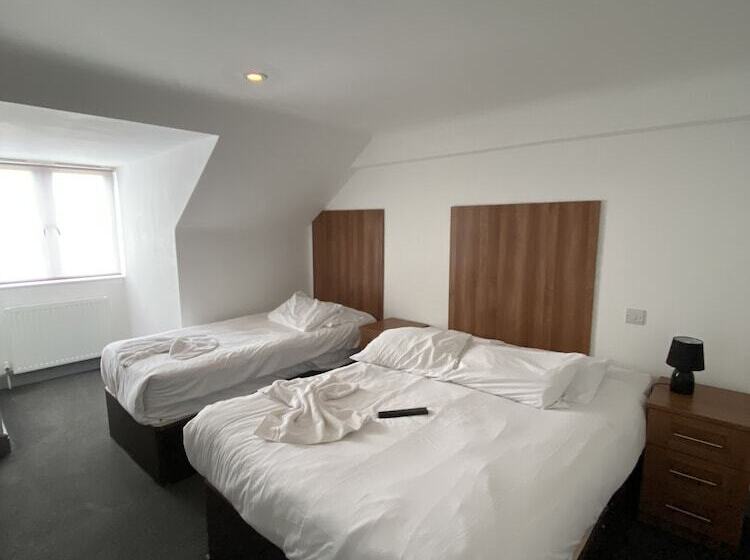 Отель Buckingham Guest House For Contractors