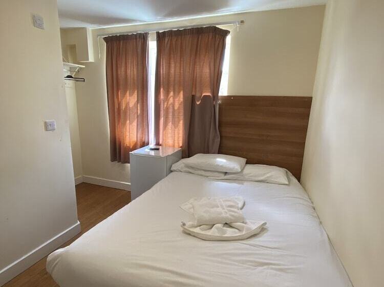 Отель Buckingham Guest House For Contractors