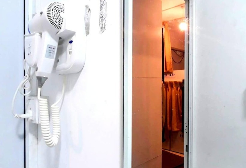 ホテル Bunk Planet