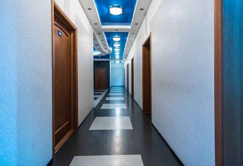 فندق Business Tourist