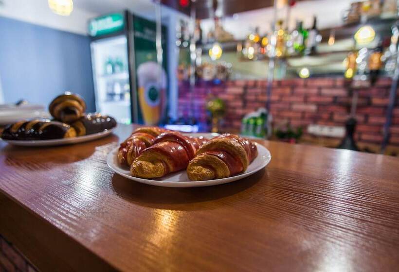 فندق Business Tourist