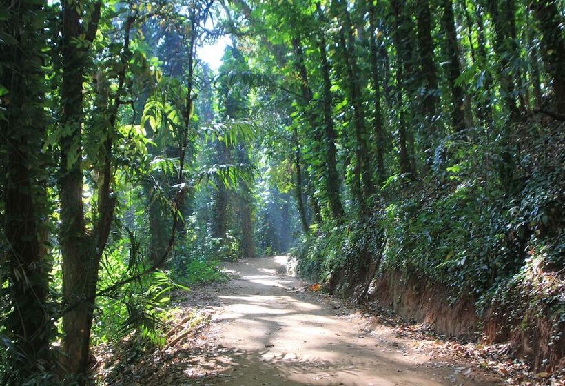 Отель Camarin Residence