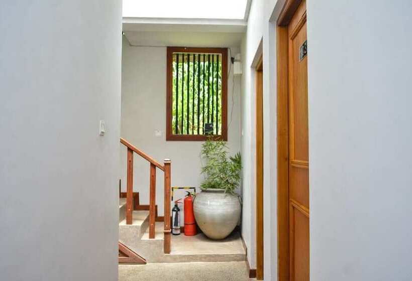 ホテル Camarin Residence