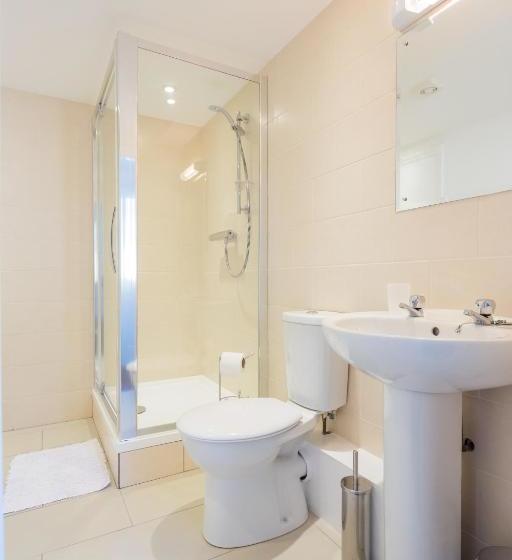 Отель Cambridge Water House Apartments