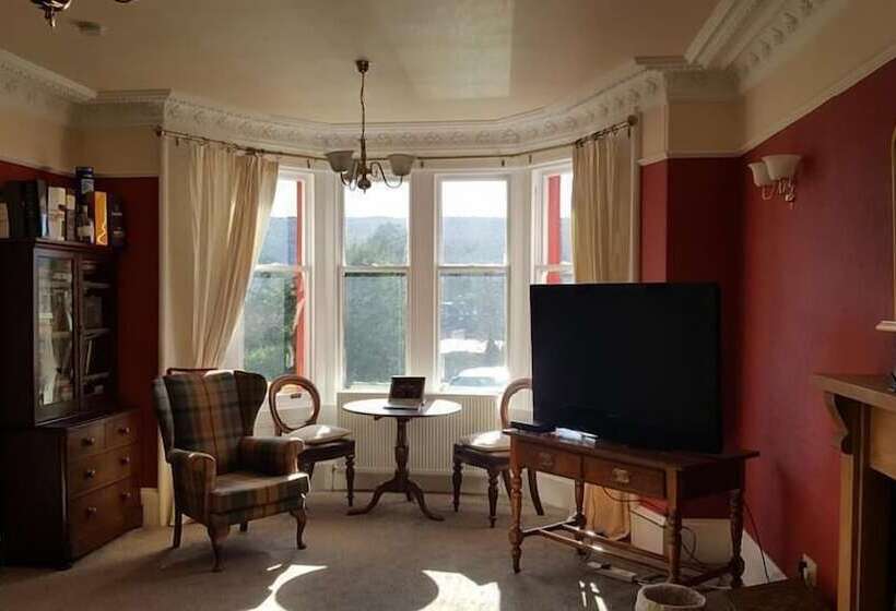 فندق Carra Beag Guest House