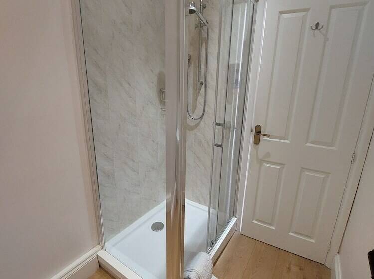 فندق Carra Beag Guest House