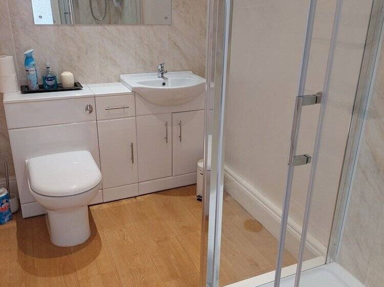 فندق Carra Beag Guest House