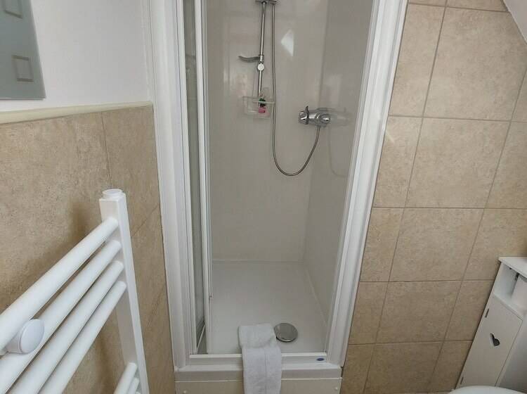 فندق Carra Beag Guest House