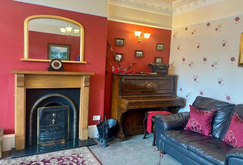 فندق Carra Beag Guest House