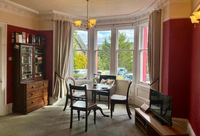 فندق Carra Beag Guest House