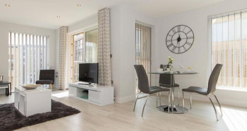 Отель Citystay Vesta Apartments